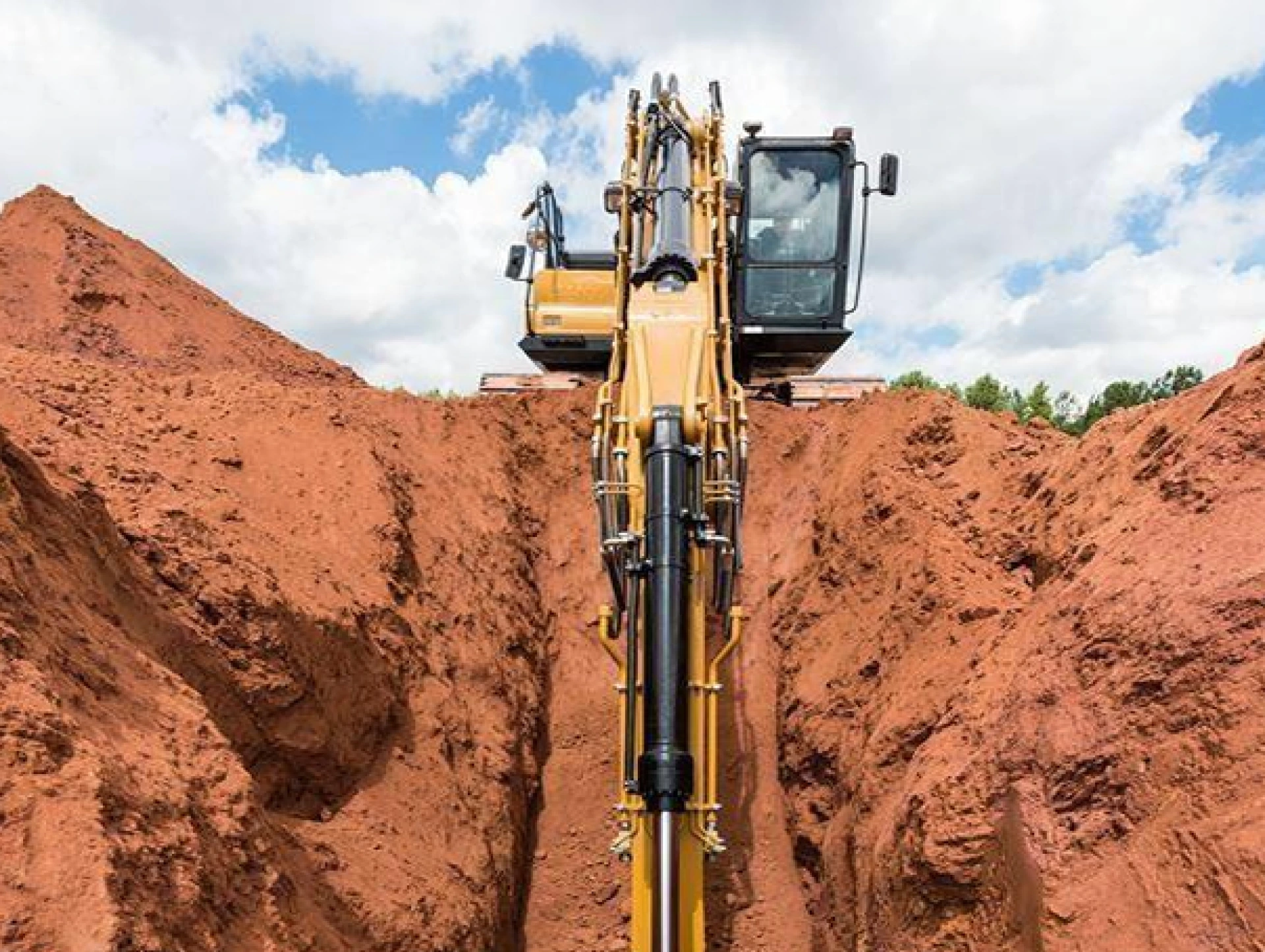 EXAVATION EARTH WORKS THE LINE PROJECT NEOM
